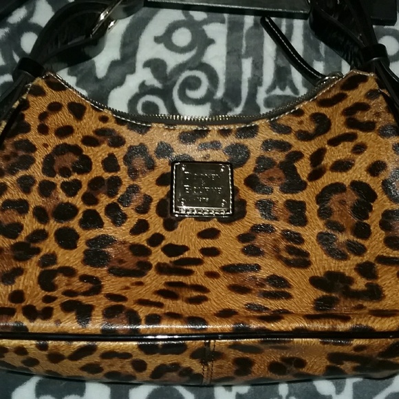 VGUC Dooney & Bourke leopard print purse - Picture 3 of 8